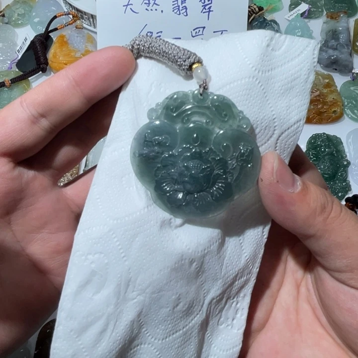 翡翠项链未镶嵌天然