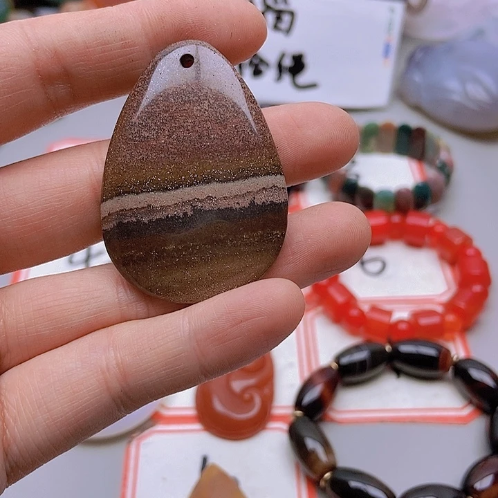 【闪购商品】玛瑙/玉髓珠宝半成品未镶嵌草*