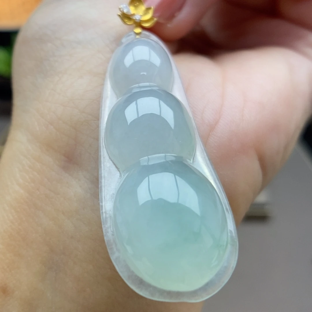 翡翠18K金镶嵌颈饰吊坠36