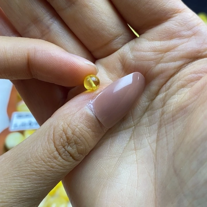 未镶嵌蜜蜡裸石ʚ****x尺寸5加，微瑕