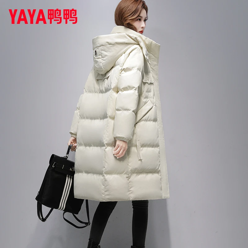 YAYA/鸭鸭品牌中长款连帽羽绒服女韩版过膝新款时尚加厚保暖外套