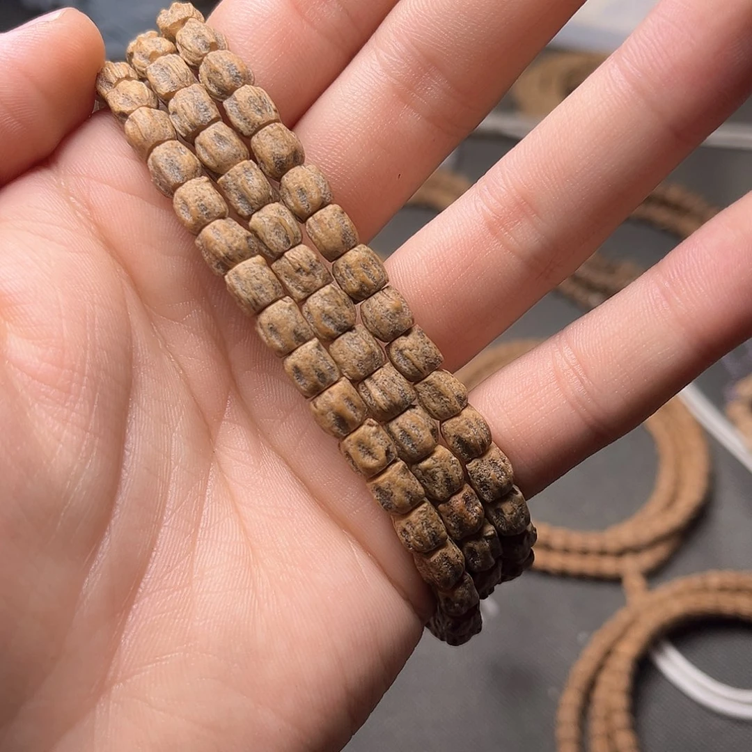 柏香籽/百香籽吊坠崽****