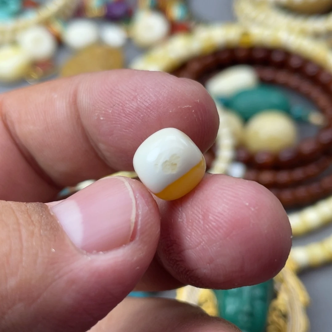 琥珀珠宝奇石未镶嵌162