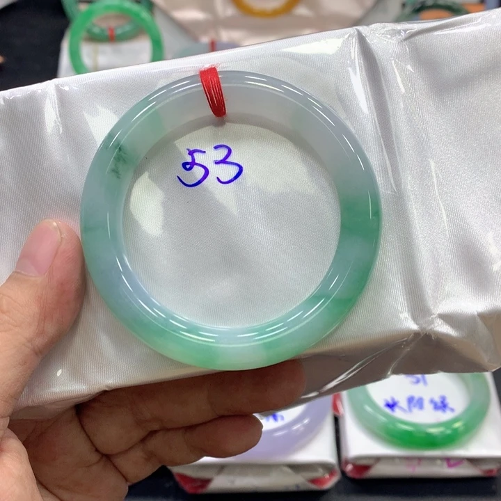 翡翠未镶嵌手镯翡翠