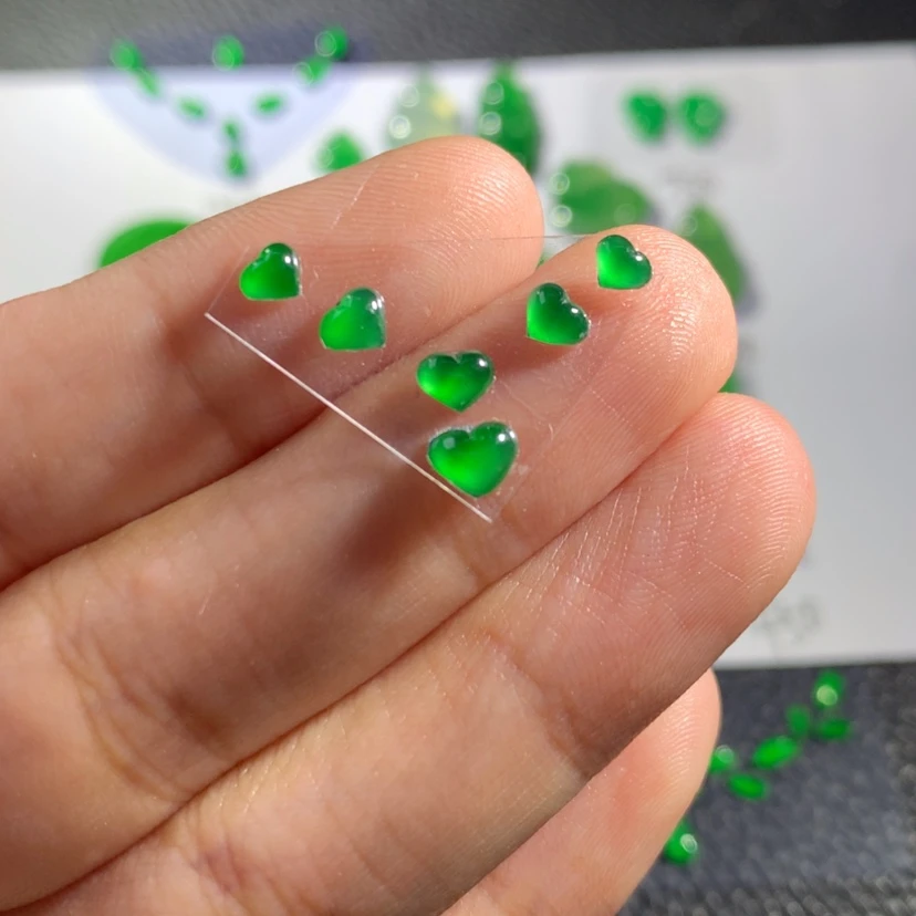 【闪购商品】翡翠未镶嵌吊坠(不含链)