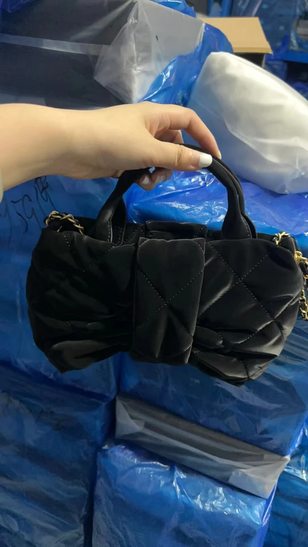 YUSHA/高档小号黑色丝绒蝴蝶结手提包-圈扣滑雪款-8350