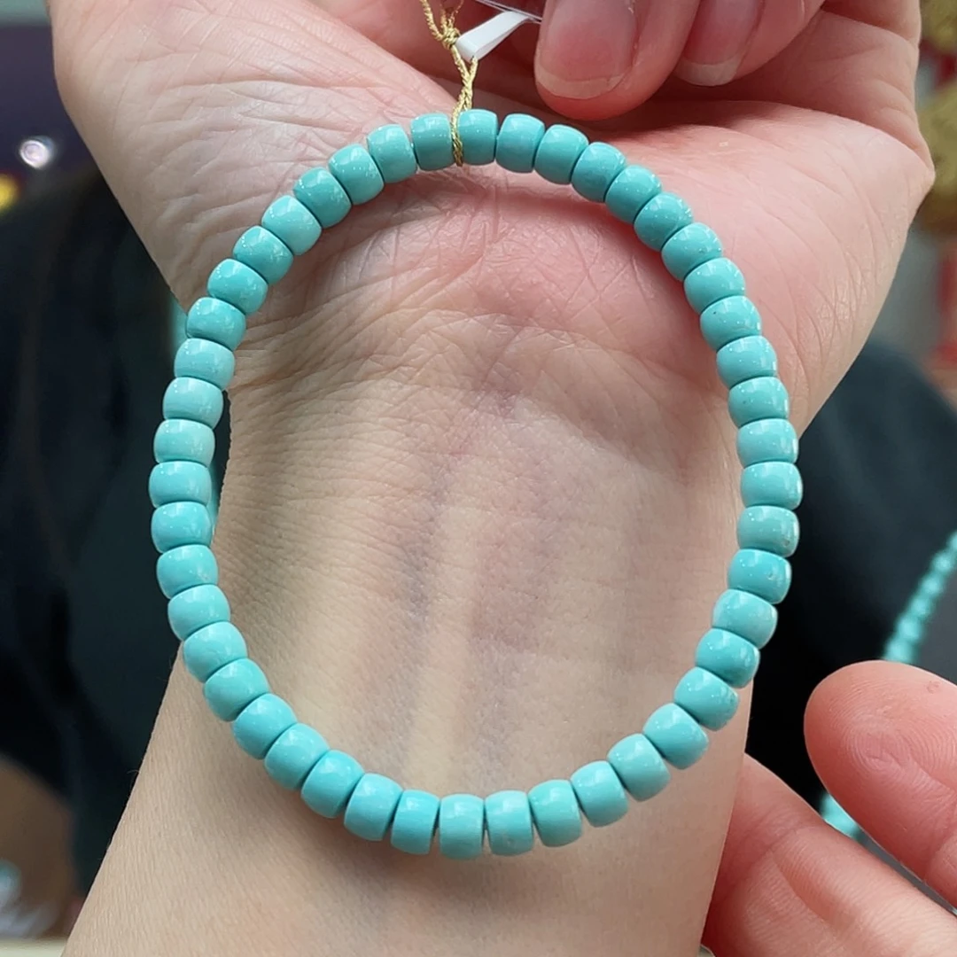 绿松石颈饰未镶嵌