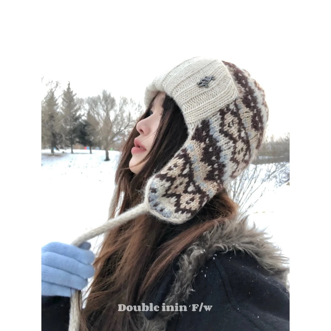 Double inin 韩系费尔岛毛线针织雷锋帽女秋冬保暖显脸小护耳帽