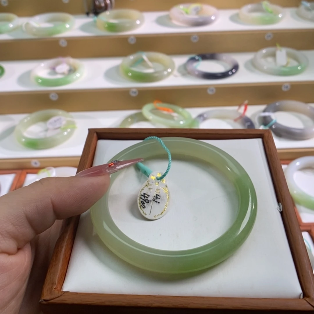 【闪购商品】和田玉手镯未镶嵌翠青手镯