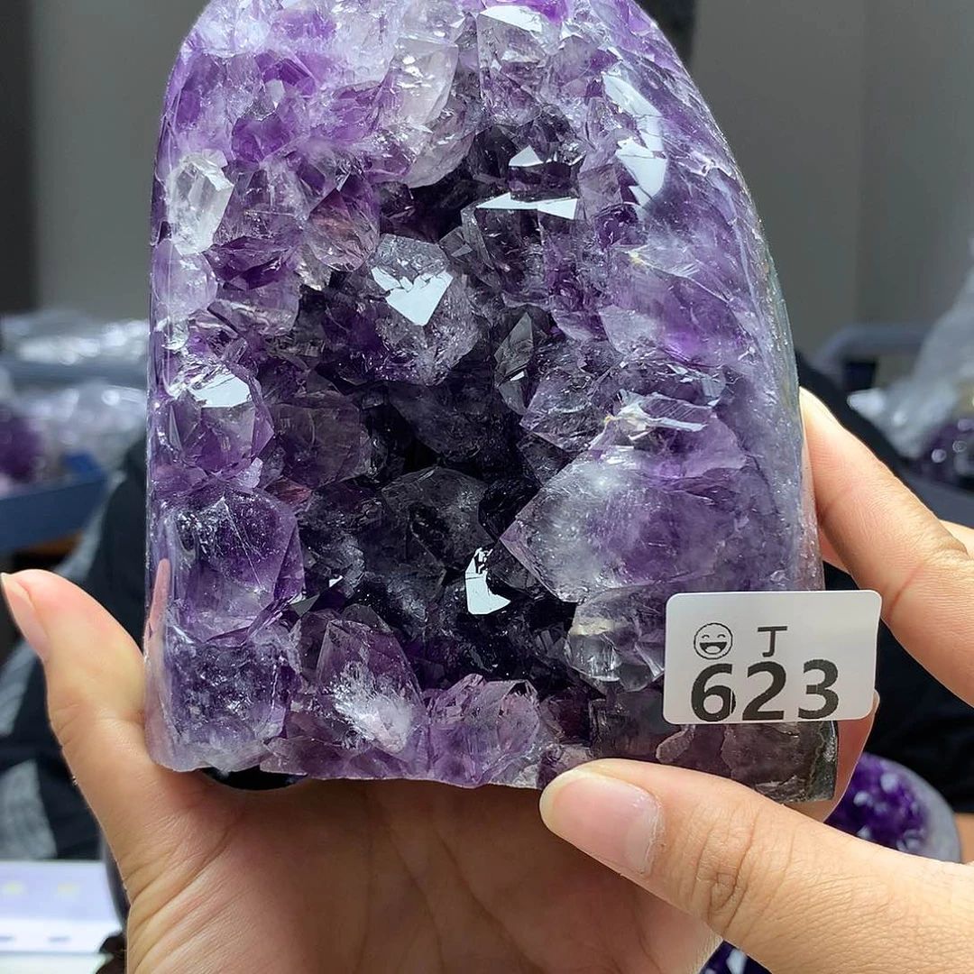 未镶嵌大型摆件（非配饰）水晶
