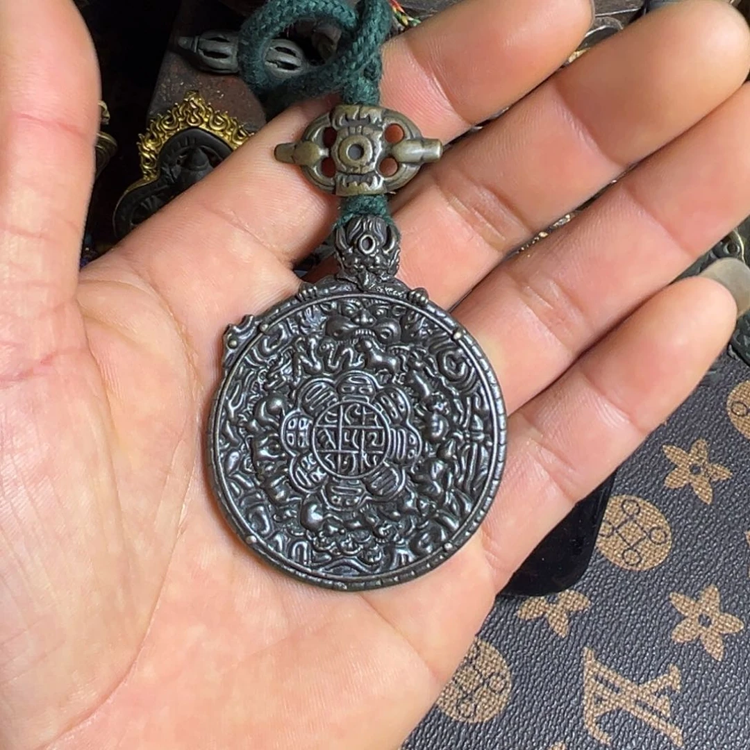 琉璃手工艺品不**.谢谢