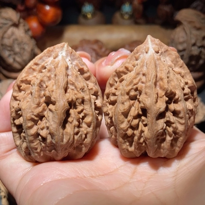 把件文玩核桃东北楸子小雪69