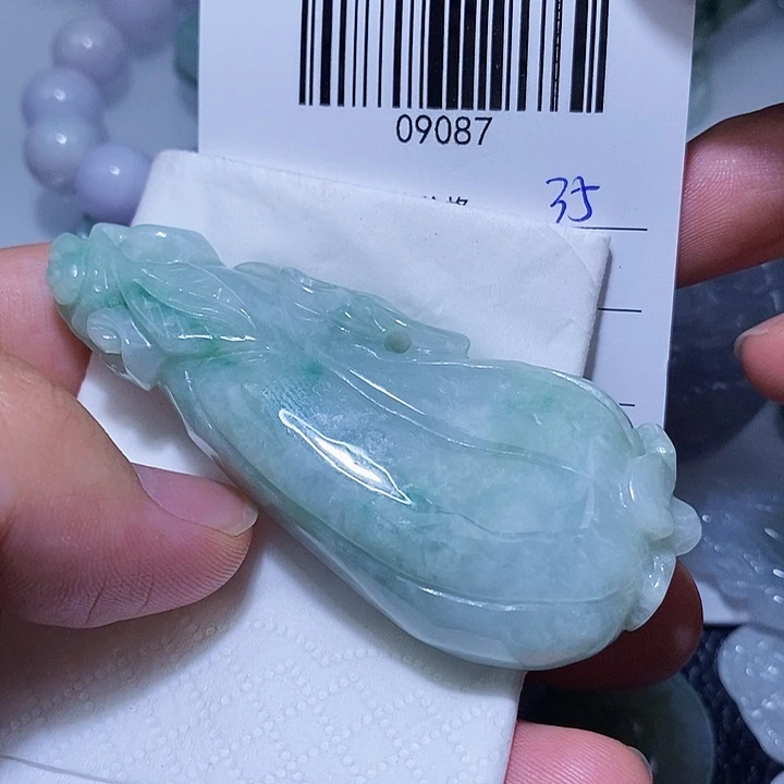 翡翠未镶嵌颈饰天光墟翡翠市场现金代购