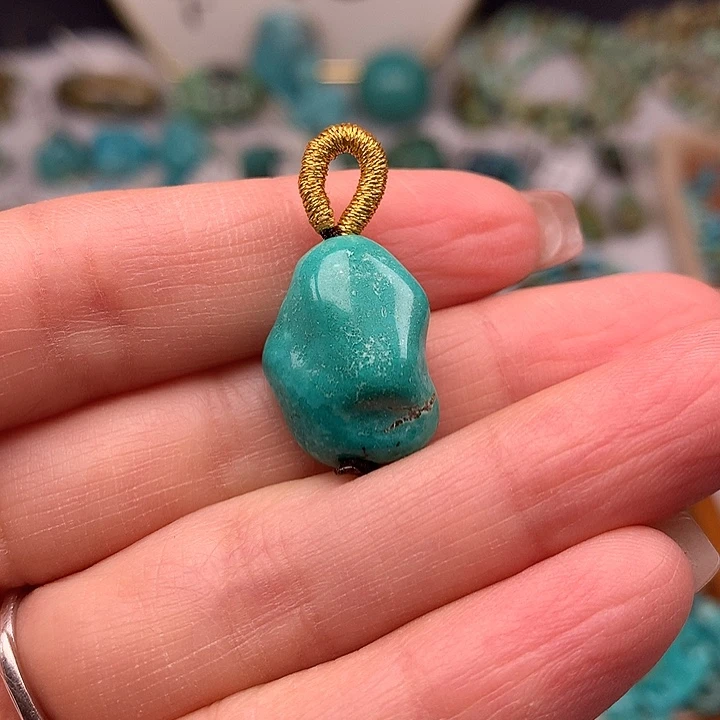 绿松石未镶嵌扣子