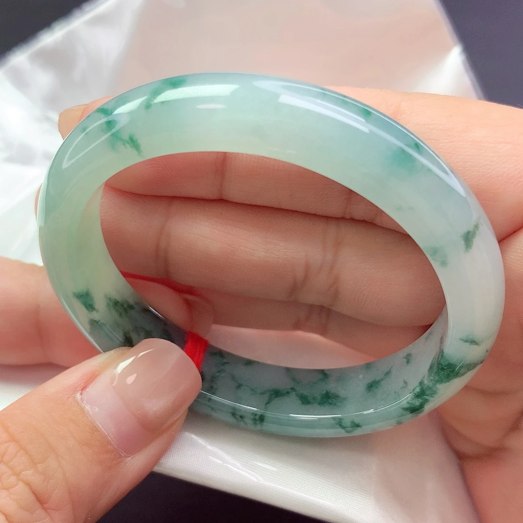 【闪购商品】未镶嵌手镯翡翠贵妃a 891998