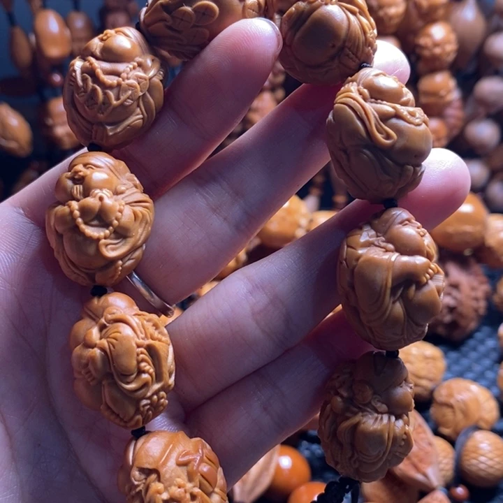 吊坠橄榄核瑞兽财神