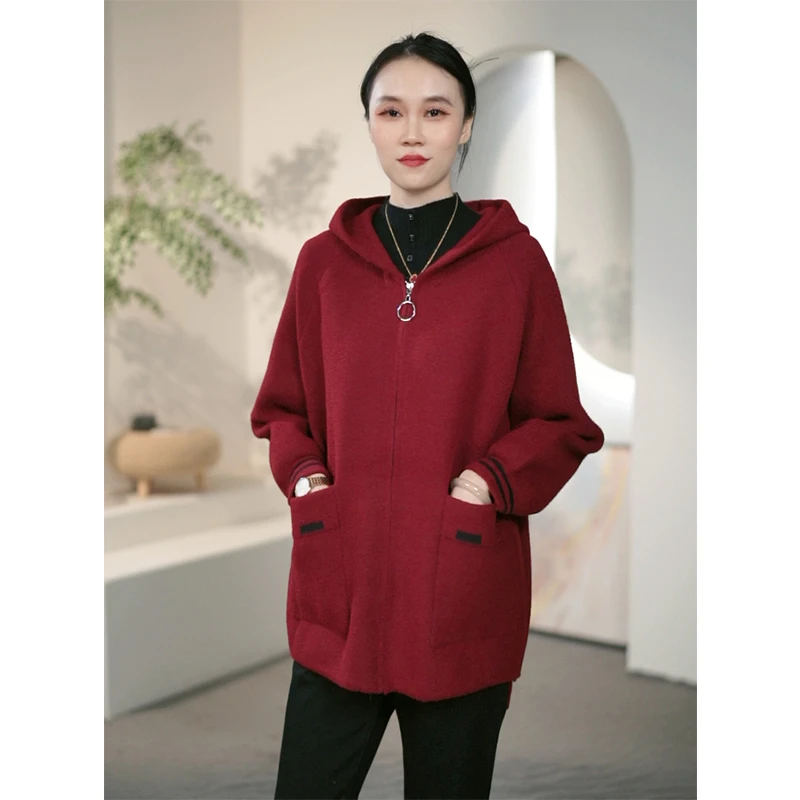 阿吉多A66359中老年妈妈装气质连帽短外套女2025秋冬新款红色上衣
