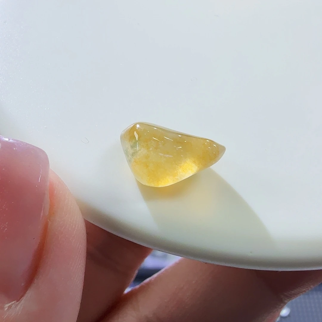 翡翠未镶嵌颈饰裸石