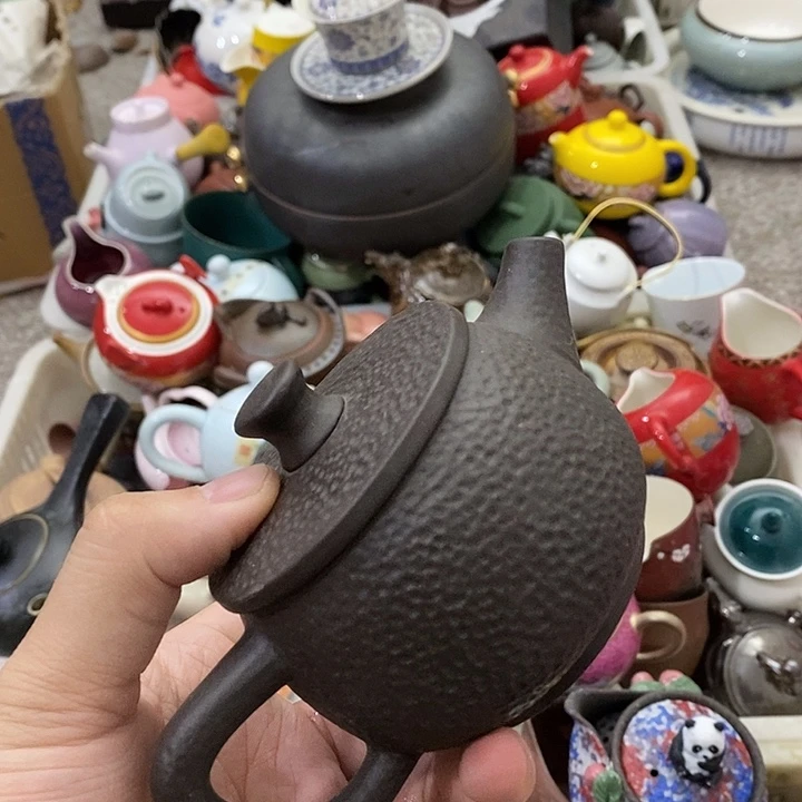 陶瓷艺术品及陶瓷壶