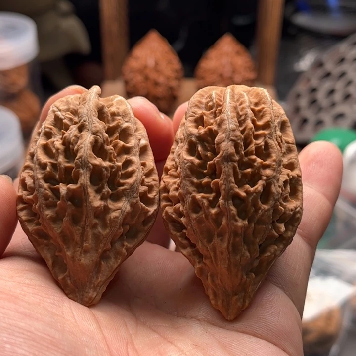 骄***阳文玩核桃把件楸大胖64