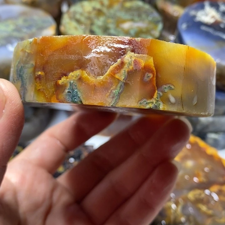 定制玛瑙董**豆手镯定制56