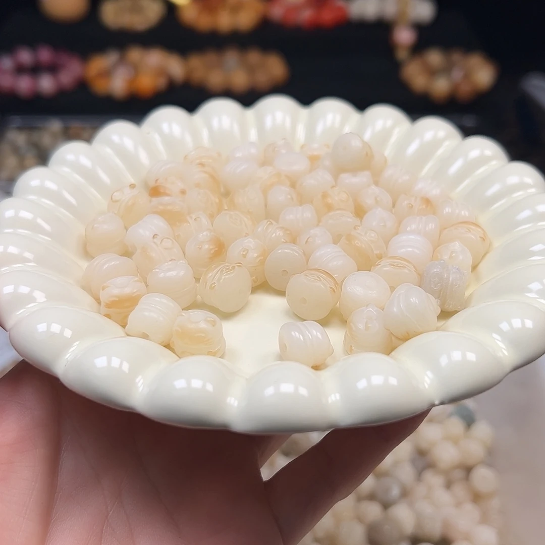 手串菩提根/象牙果玉化炭烤招财猫100颗