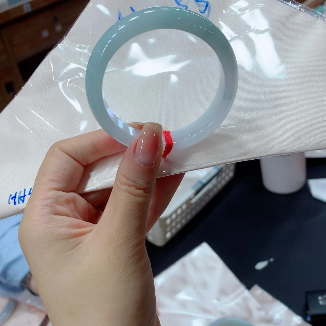 未镶嵌手镯翡翠买断