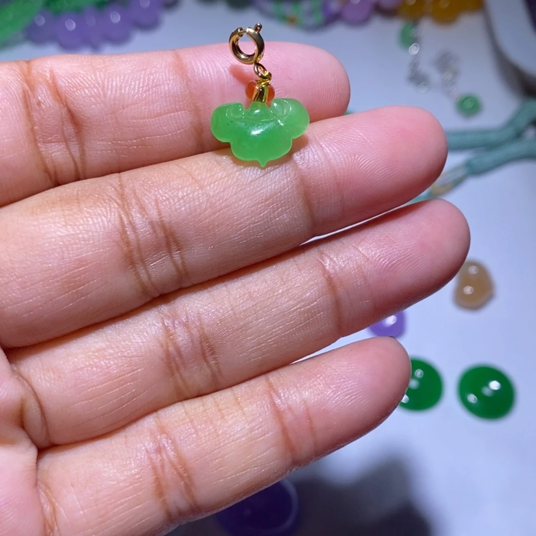 颈饰未镶嵌翡翠4