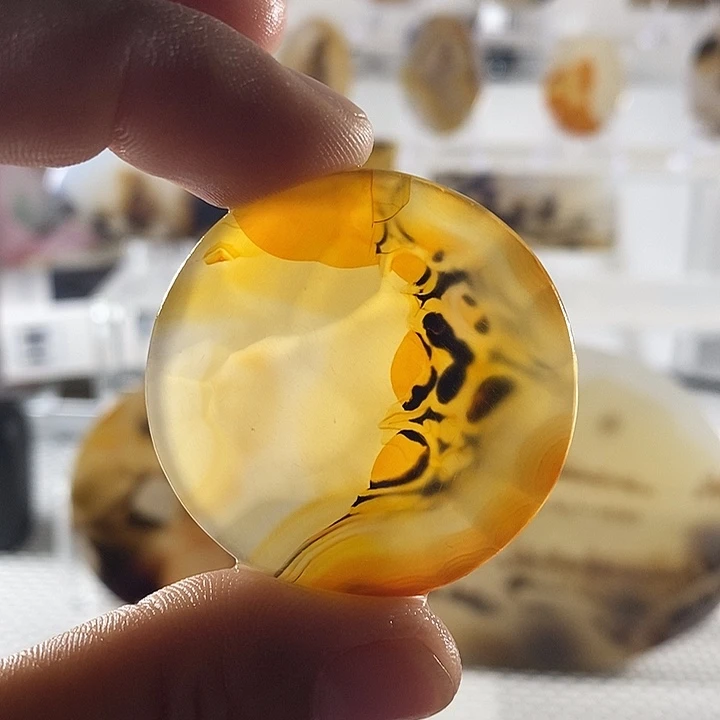 玛瑙/玉髓未镶嵌颈饰