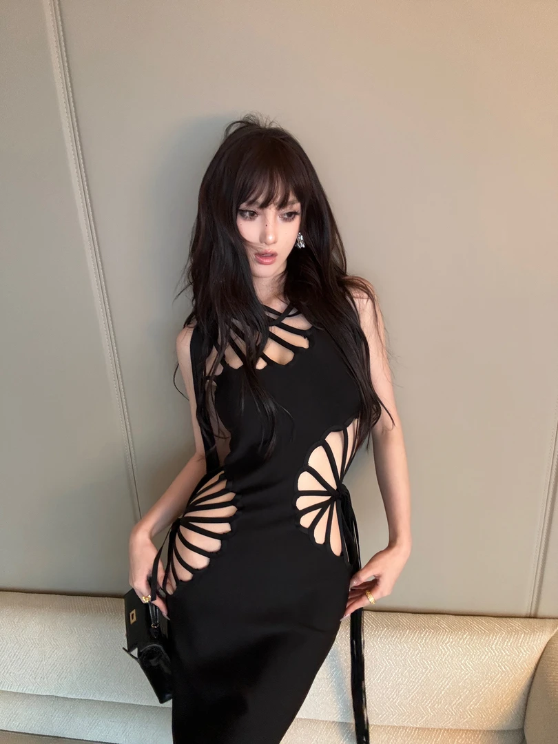 ChiclyNana  欧美辣妹穿搭性感镂空连衣裙无袖修身绷带包臀轻礼服