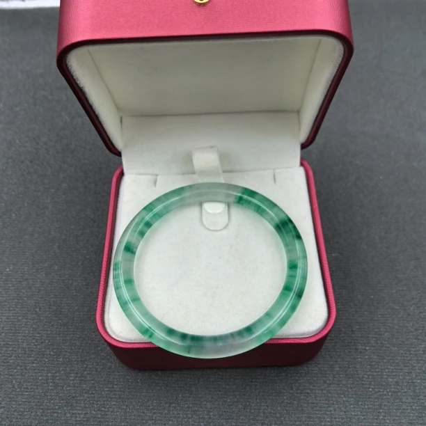 【经典永恒  光芒四射】 手镯 GDJ10404