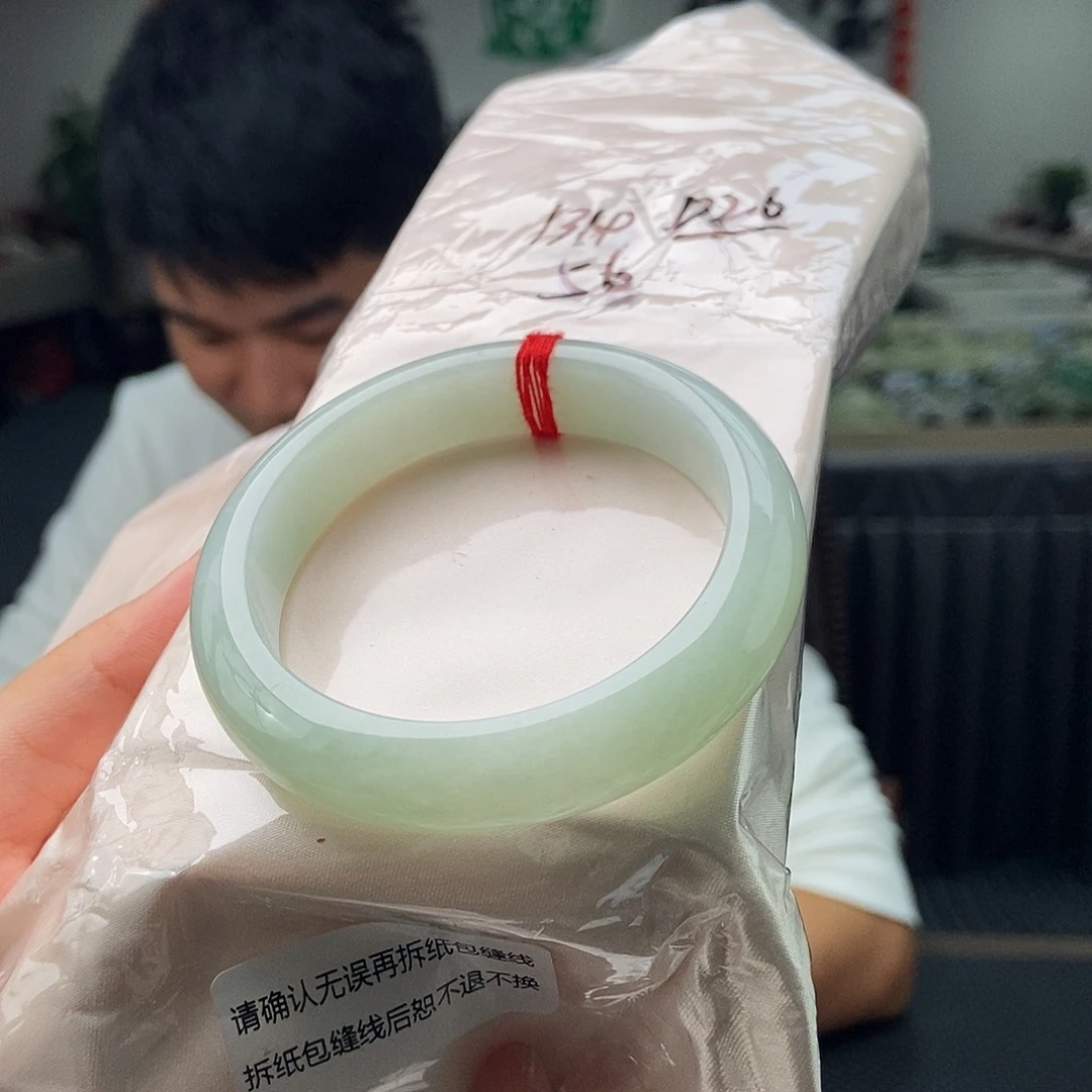 未镶嵌手镯翡翠拍一发一