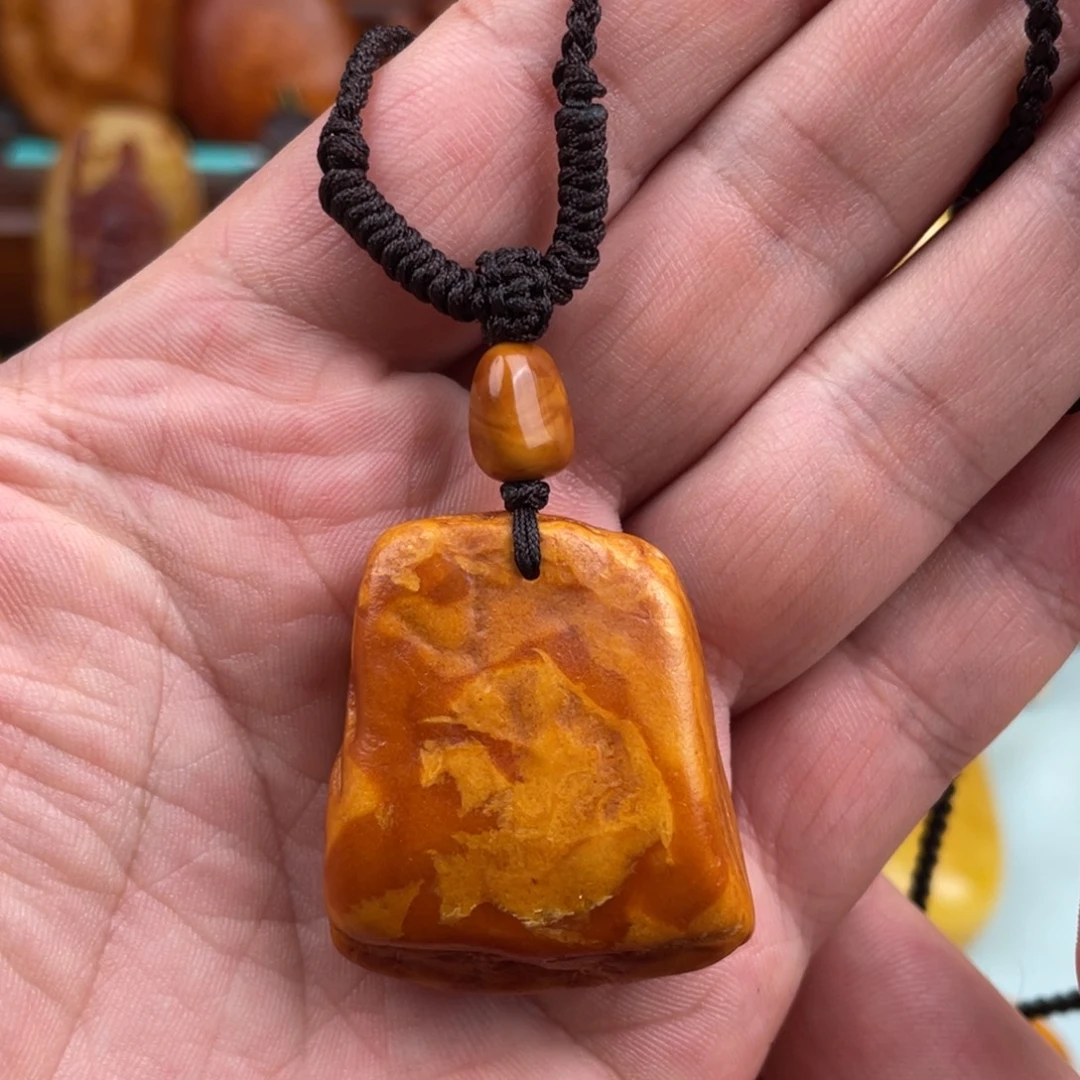 定制琥珀未镶嵌蜜蜡吊坠