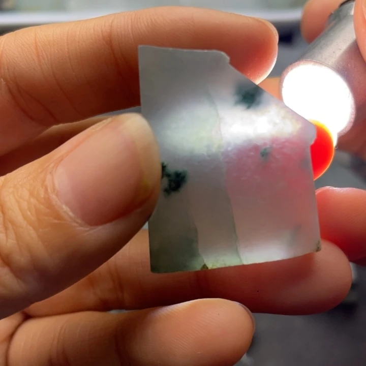 定制翡翠未镶嵌片料定制不退不换