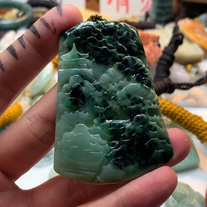 翡翠未镶嵌颈饰保真天然a货翡翠