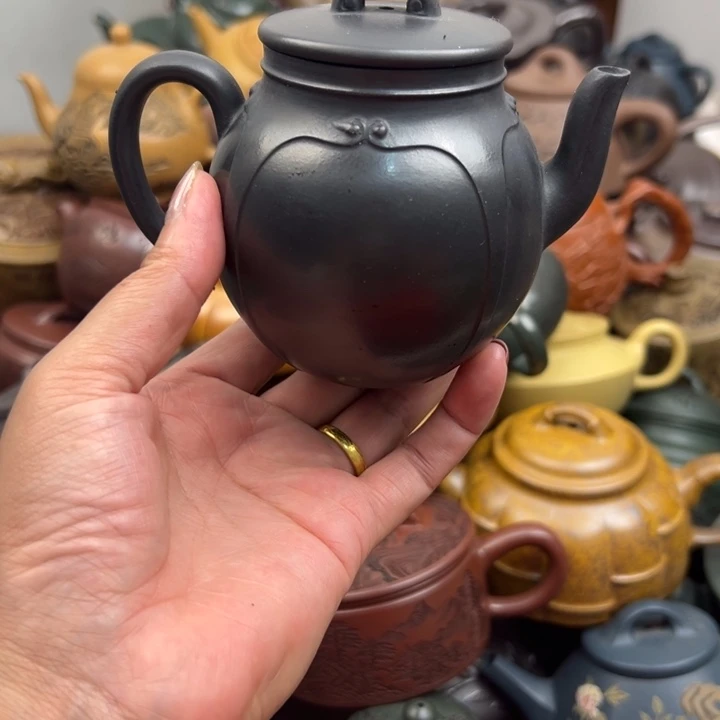 茶壶紫砂壶口裂纹