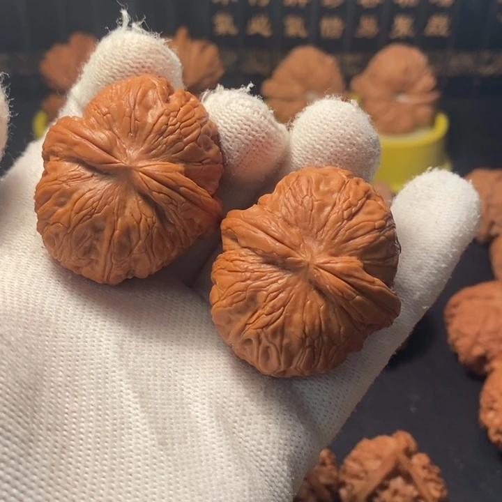 文玩核桃吊坠42平谷元宝