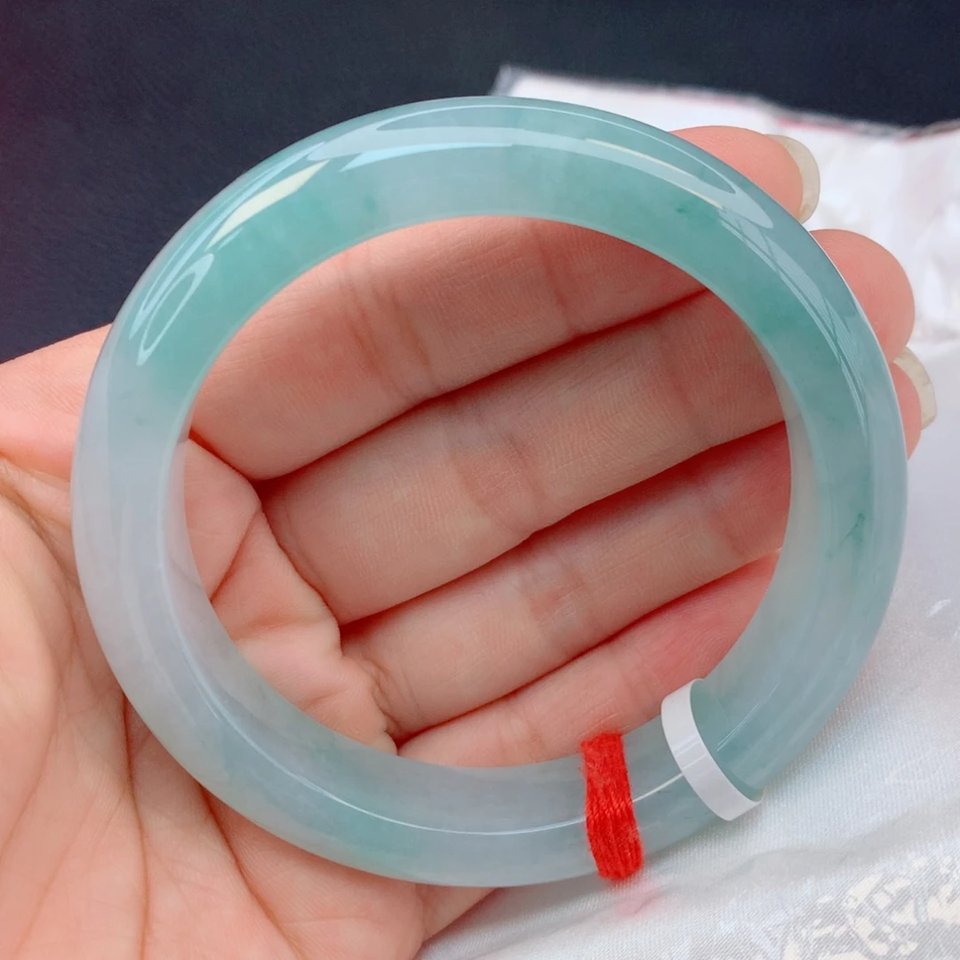 翡翠未镶嵌手镯56圈