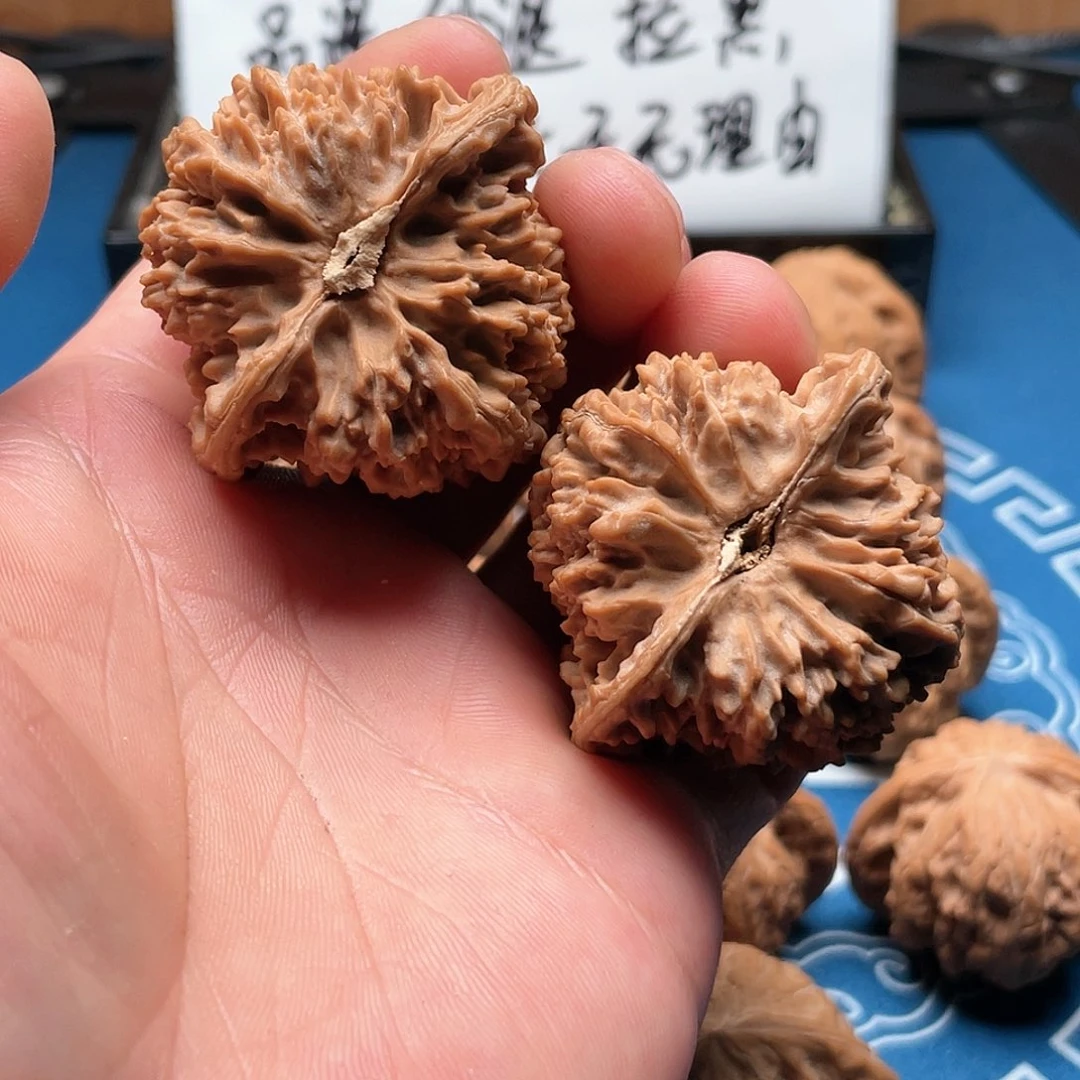 文玩核桃吊坠s**o满天星