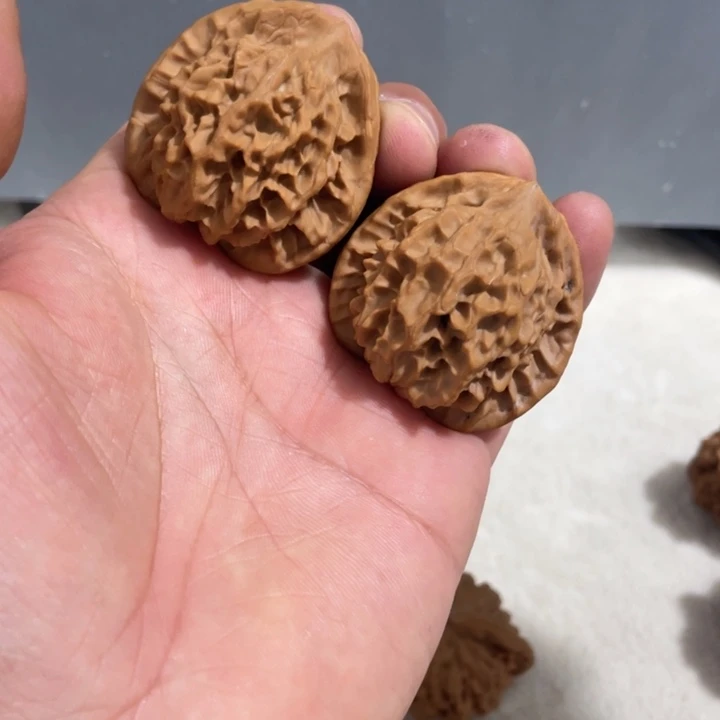 树脂制品秦岭老王核桃福利