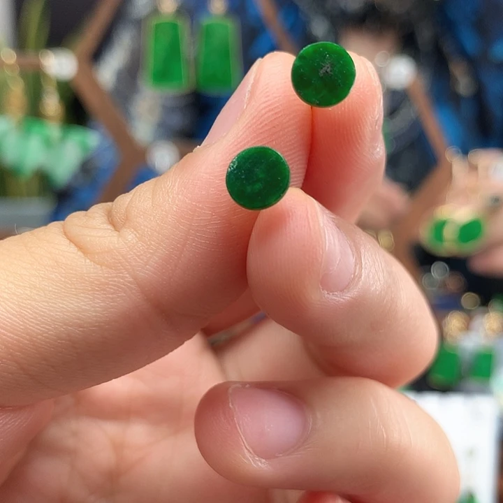 翡翠未镶嵌耳饰耳饰