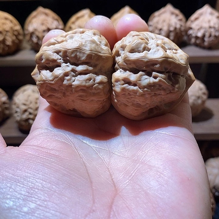 昔***年文玩核桃蛤蟆头40尺