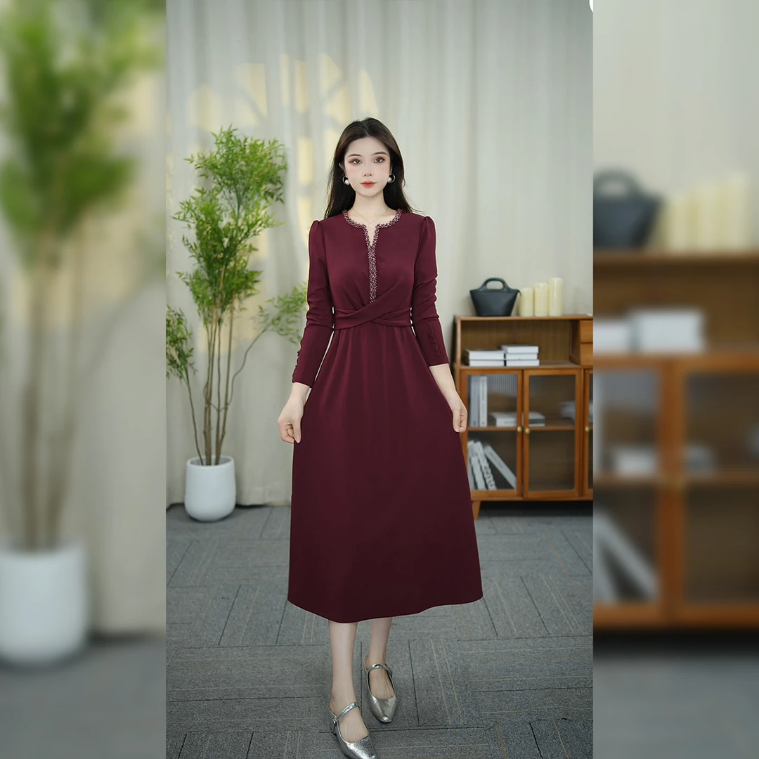 【月影女装】WT168秋季显瘦时尚海贝显瘦修身中长款连衣裙长袖