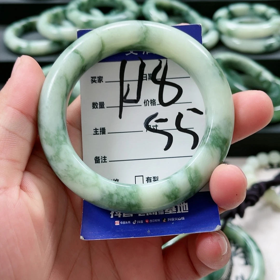 【闪购商品】未镶嵌透闪石-蛇纹石玉手镯