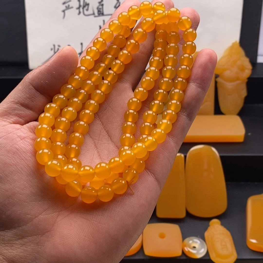 合金石英质玉（黄龙玉）颈饰