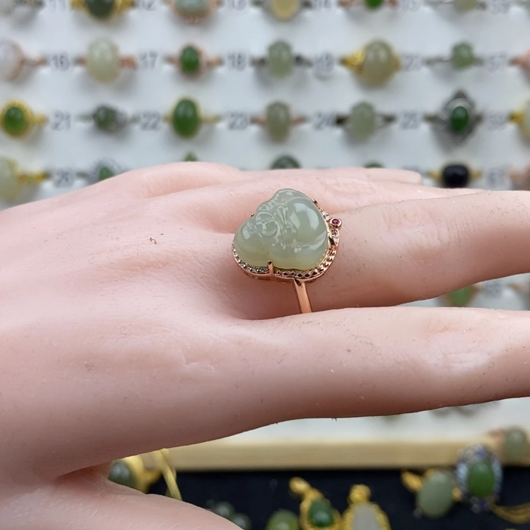 和田玉（青白玉）未镶嵌戒指