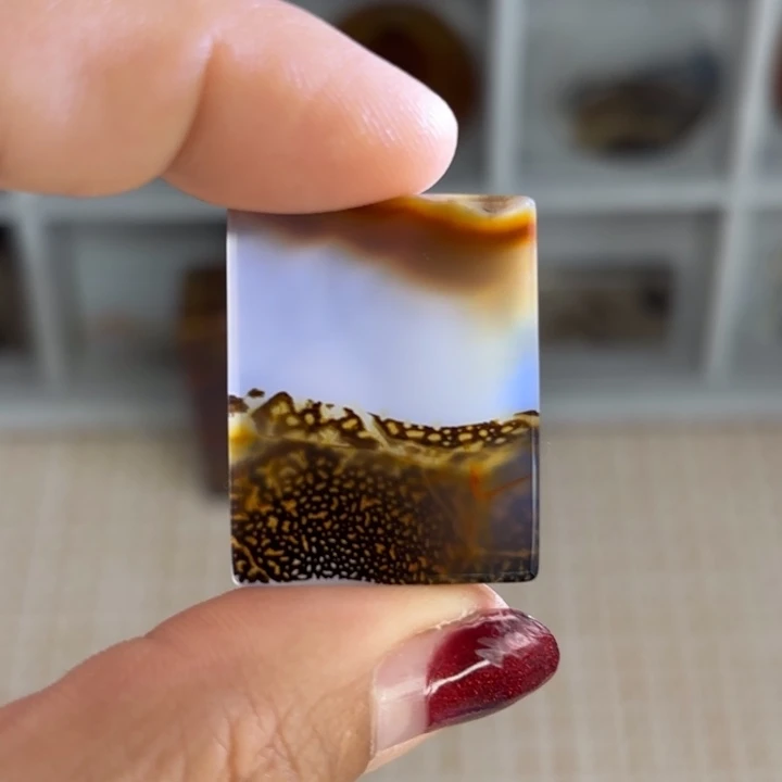 玛瑙/玉髓颈饰合金
