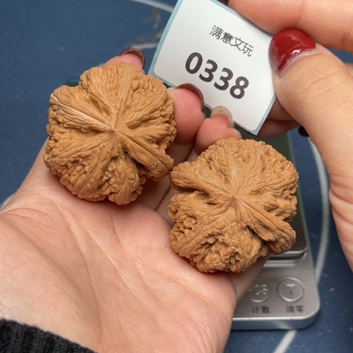 文玩核桃把件粗筋44