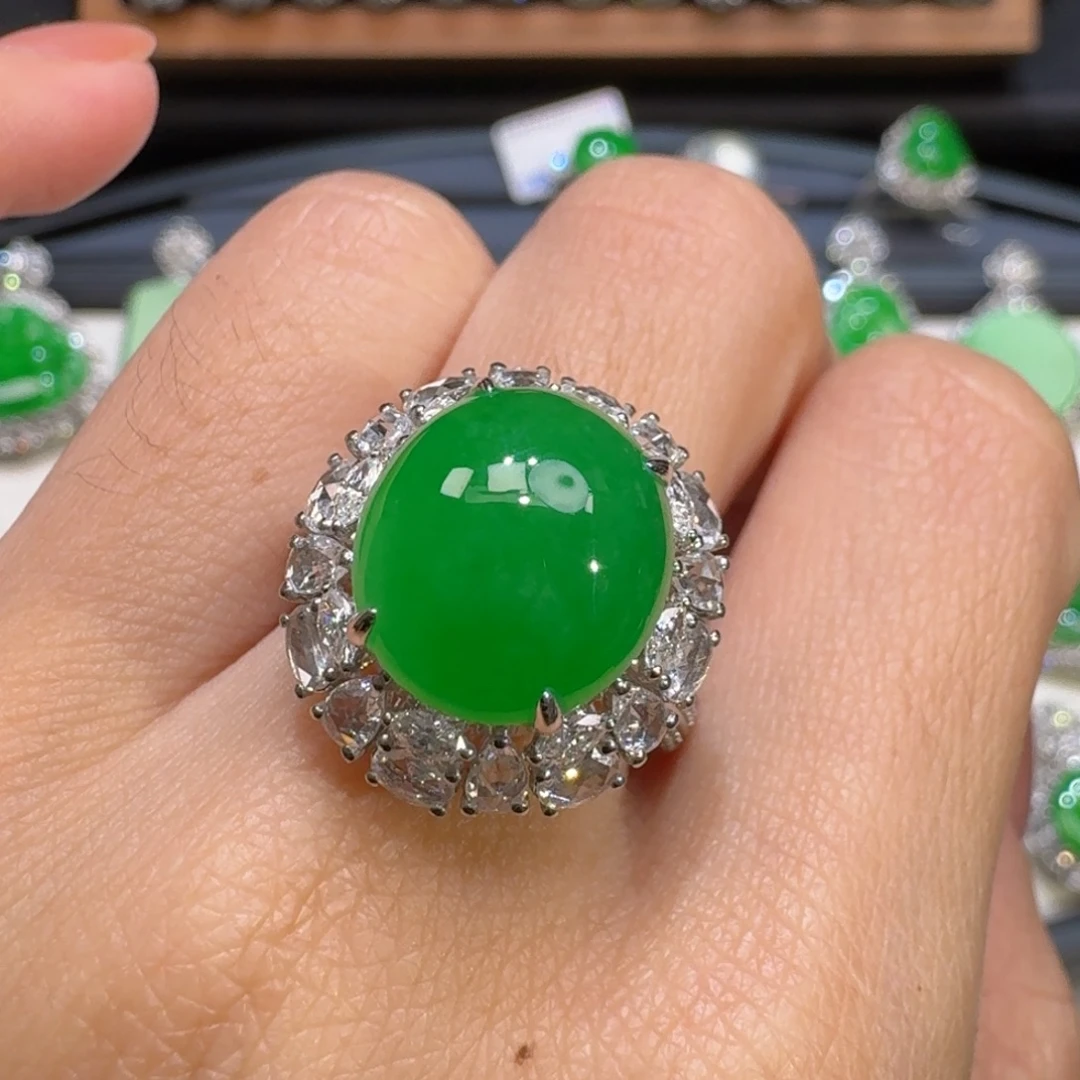 翡翠18K金镶嵌戒指48小时鉴赏期