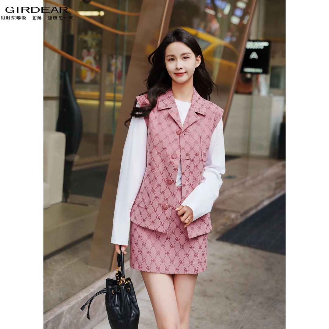 GIRDEAR/哥弟早春新款复古时尚小香风印花休闲无袖马夹上衣140021